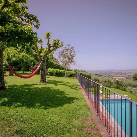 Rustic In With Swimming Pool Cortona