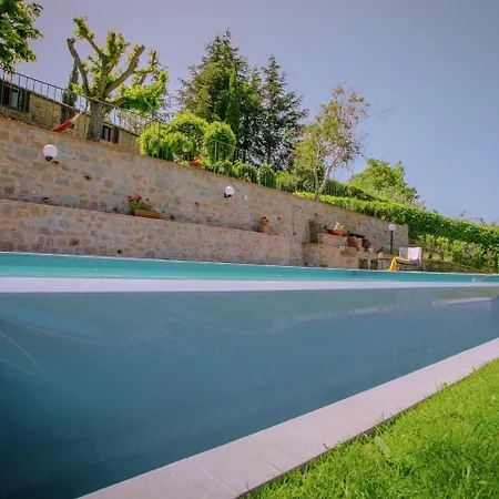 Villa Rustic In With Swimming Pool *